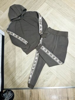 NOVE Guess teplakova suprava S (po mensie M) - 19