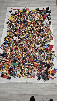LEGO MIX 30 kg + návody, 9V VLAKY, Aquanauts a iné... - 19