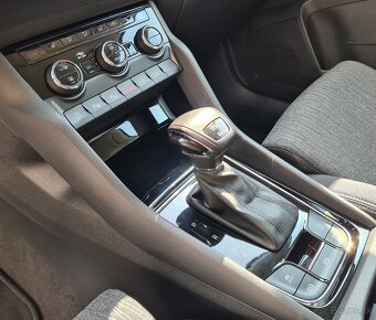 ŠKODA KAROQ 2.0 TDI SCR STYLE 4X4 DSG / MOŽNÝ ODPOČET DPH - 19