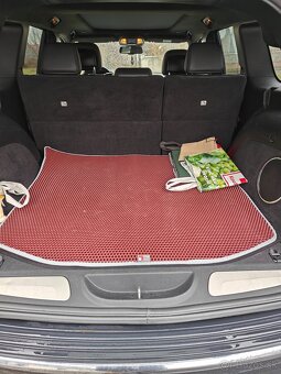 Jeep Grand Cherokee - 19