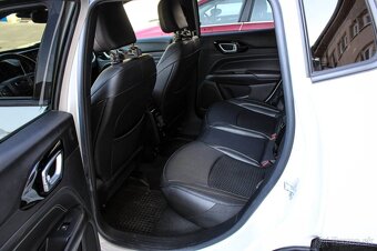 Jeep Compass 1.3 GSE T4 110kW 80th Anniversary - 19