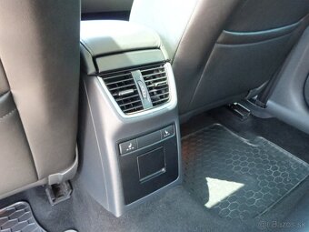 Škoda Octavia Combi 2.0 TDI Elegance/Style DSG - 19