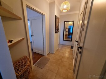 2-izbový byt pri centre Nivy, 53m2, 850€ vrátane energií - 19