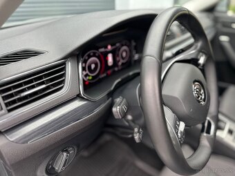 ŠKODA SUPERB 2.0 TDI 110 KW TAŽNÉ MATRIX COCKPIT m2021 - 19