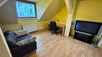 Veľkometrážny LOFT v centre BRATISLAVY 101m2,aj pre študent. - 19