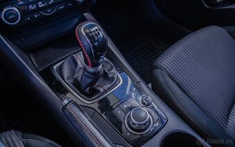 Mazda 3 2.2 Skyactiv-D150 Attraction Sedan - 19