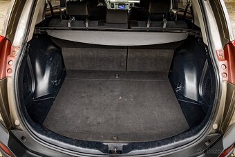 Toyota RAV4 2,2D 110kW 4x4 (nová STK, ťažné, kamera,keyless) - 19