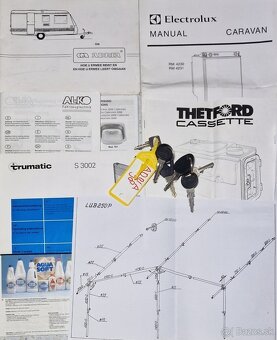 karavan Adria 390 4miest 795/1100kg, .,poschodová posteľ - 19