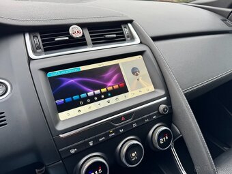 Jaguar E-Pace 2.0D R-Dynamic, 4x4, r.v.: 2/2020 - 19