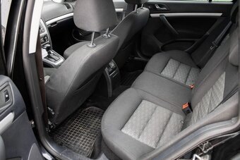 Škoda Octavia Combi 1.6 TDI, 77 kW (2013) - 19