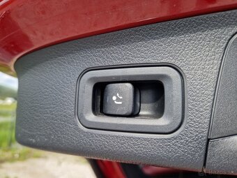 Mercedes-Benz GLA 220 d 4MATIC A/T Odpočet DPH - 19