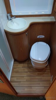 Predám autokaravan Fiat Ducato Rimor XGO Family 106 - 19