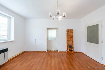 Exkluzívne ponúkame na predaj domček v obci Výškovce - 19