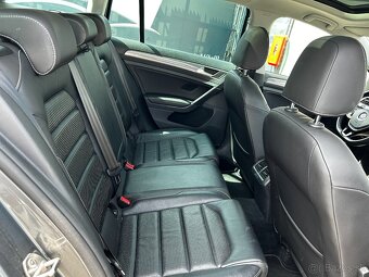 Volkswagen Golf Variant - 19