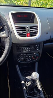 Peugeot 206+ 1.4 16V 55KW/75PS R.V.01/2010 - 19