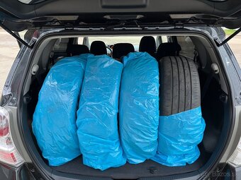 Toyota Verso 2.2 D-CAT = 7 Miest, Automat, Navi, Panoráma  = - 19