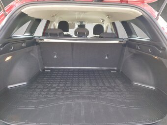 KIA CEED SW 1,4 T-GDi GOLD + LED PACK - 19