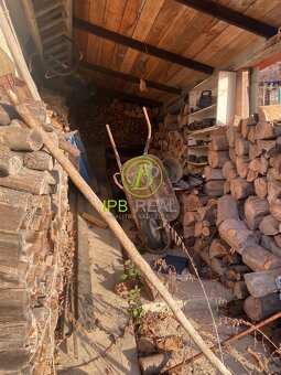 Pozemok s murovanou chatou v Rači - 19