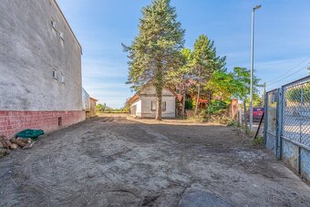 ŠPORTOVÁ ul. - STAVEBNÝ POZEMOK V POKOJNEJ ČASTI OBCE - 19