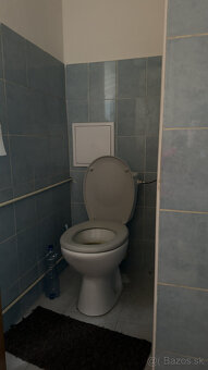 NA PREDAJ: 2i byt s balkónom v pôvodnom stave Valaská ul.TDH - 19