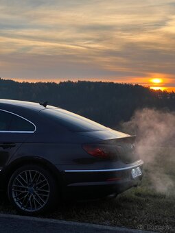 Predám VW PASSAT CC 3.6 FSi 4X4 DSG - 19
