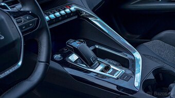 Peugeot 3008 1.5 Blue HDi 130k Allure Pack A/T - 19