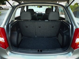 ŠKODA FABIA 1.2 12V ELEGANCE BENZIN- DIGIKLIMA-VYHREV-127tis - 19