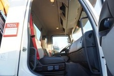 0124 Renault C320 P - 4x2 – Valník + HR-FASSI – EURO 6  - 19