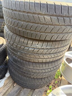 26. Nakladné pneu 215/65 R15 C 104/107T rv.2022 - 19
