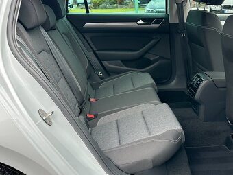 Volkswagen Passat Variant iness 2.0 TDi DSG . WEBASTO - 19