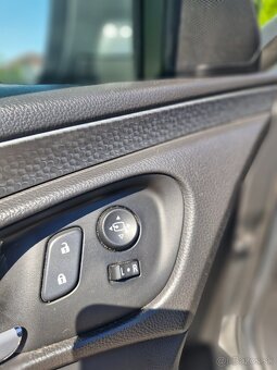 OPEL Insignia 1.6 TDI - 19