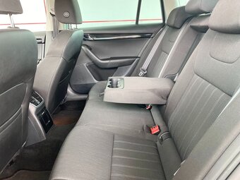 Škoda Octavia Combi 2.0 TDI DSG 110kW Style - 19