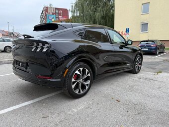 Ford Mustang Mach-E 75,7kWh AWD 4x4, Full LED, ACC - 19