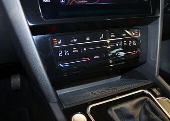 Volkswagen Passat 2.0 TDI 110kW DSG Variant nafta automat - 19