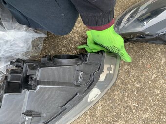 predni svetlo svetla vw polo 6r prave leve 09-14 - 19