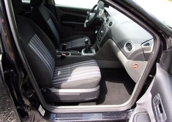 Ford Focus 1.6i 74kW 193 000KM TAŽNÉ ZAŘ. benzín manuál - 19