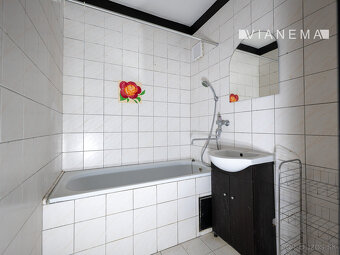 NA PREDAJ výnimočný 2-izbový byt, 74m2,Tr. Teplice, časť SNP - 19