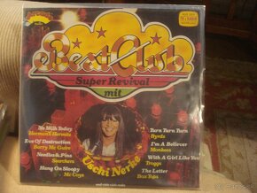 LP YES J.STARSHIP HOLLIES ACDC ACCEPT STEPPENWOLF QUEEN - 19