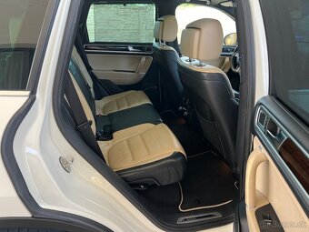 VW Touareg 4.2 TDI V8 250kW EXCLUSIVE Panorama ACC WEBASTO - 19