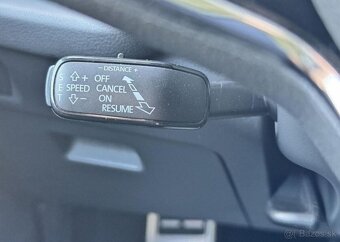 Škoda Octavia SCOUT 2.0 TDI DSG COMBI nafta automat 147 kw - 19