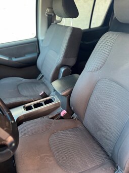 Nissan Pathfinder 2,5 DCi 4x4 126kW - 19