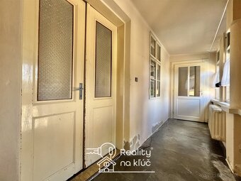 Na predaj 4-izbový rodinný dom s garážou vo výbornej lokalit - 19