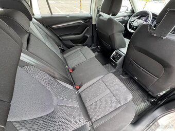 Škoda Octavia Kombi 2.0 TDI Style Automat Virtual cockpit - 19