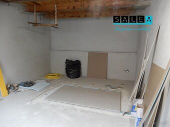 Pekný rodinný dom, 300 m2, kompletná rekonštrukcia, Hronské  - 19
