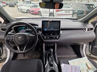 Toyota Corolla Cross 1.8 Hybrid Style e-CVT 140k (v Záruke) - 19