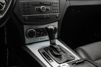 Mercedes-Benz C350 CDI 4MATIC A/T - 19