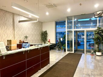 TOP ADRESA Veľký 2i.BYT V PROJEKTE TRI VEŽE S ÚŽASNÝM VÝHĽA - 19