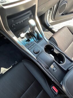 Lexus NX 300h Confort vybava rv 2016 4x4/ Vymena za lexus - 19