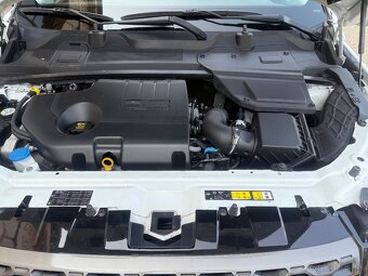 Land Rover Discovery Sport 2.0L TD4 HSE Luxury AT - 19