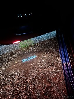 Škoda Superb 2.0tdi sportline s DPH - 19